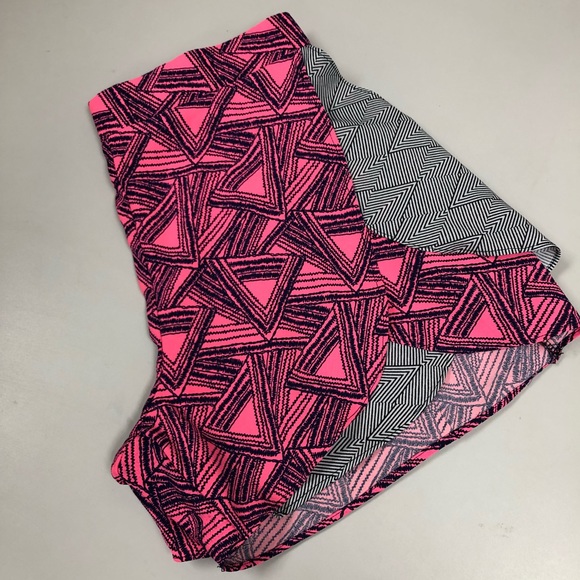 Geometric Shape Shorts - Picture 5 of 7